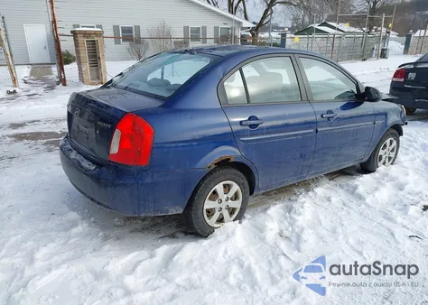 2008 Hyundai Accent Gls z USA, uszkodzony, nr VIN KMHCN46C68U279414